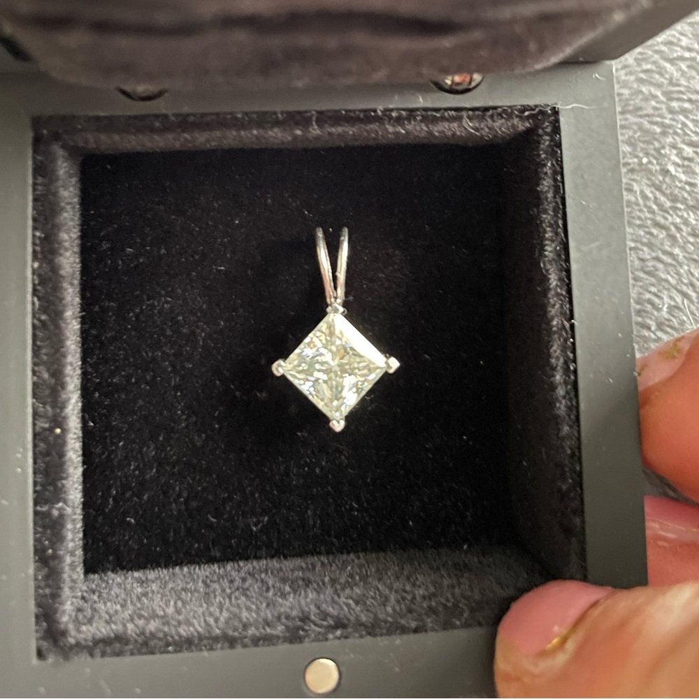 Charles & Colvard Moissanite Square Kite Basket Set Pendant .925